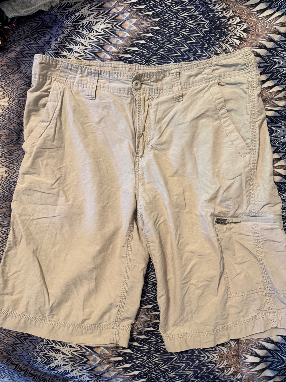 urban pipeline Men's Light Tan Cargo Shorts with Zip Pocket
